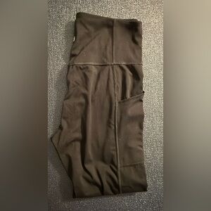 Lou & Gray Black High-Waisted Leggings